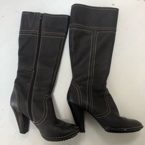 S O F F T * Brown Boots